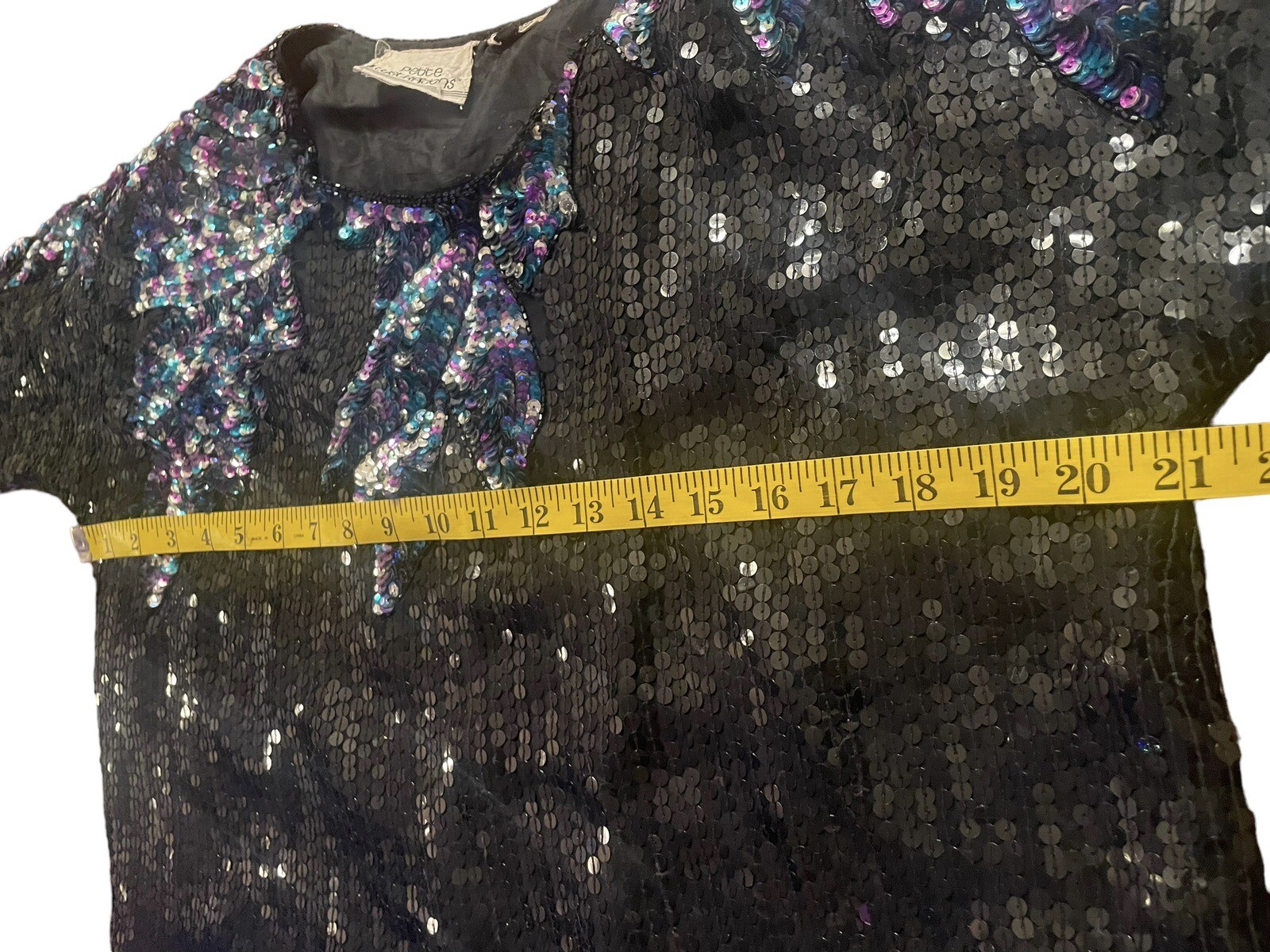 Vintage Petite Illustration Full Sequin Silk Top Black Multi Color Short Sleeve