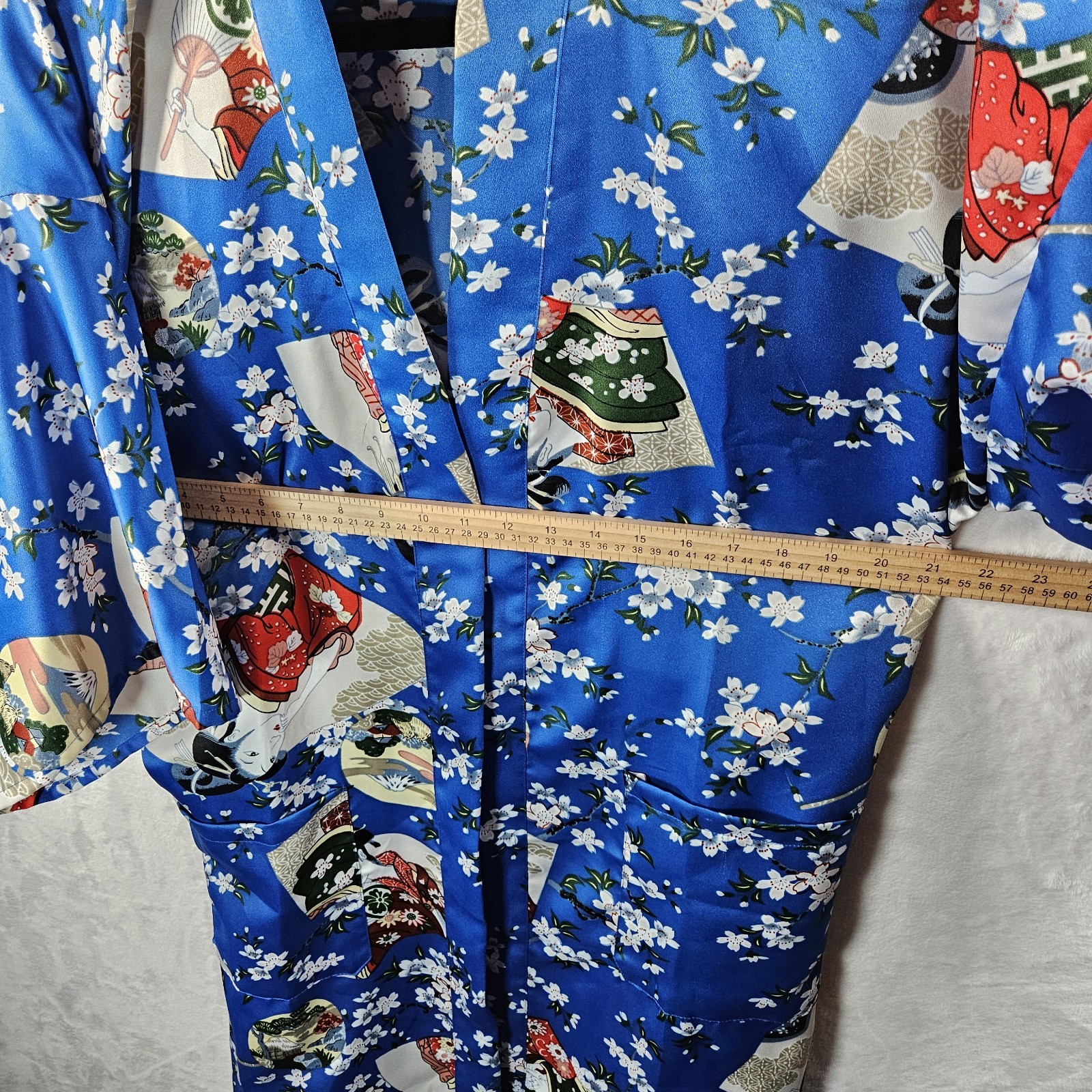 Vintage Kimono Robe Womens M Satin Royal Blue Japanese Style Geisha Artsy