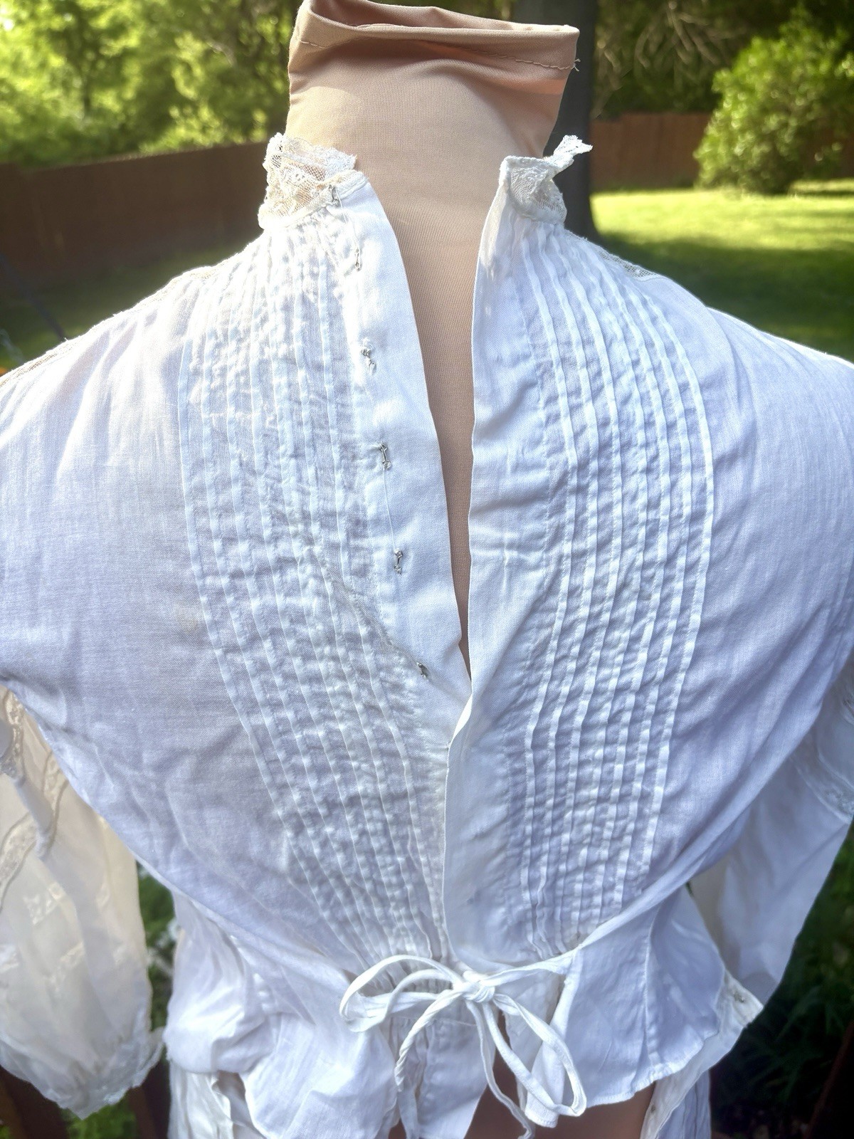 Antique Edwardian Wedding/Lawn/Tea Dress Ivory Cotton Lace Embroidery Small 2pc