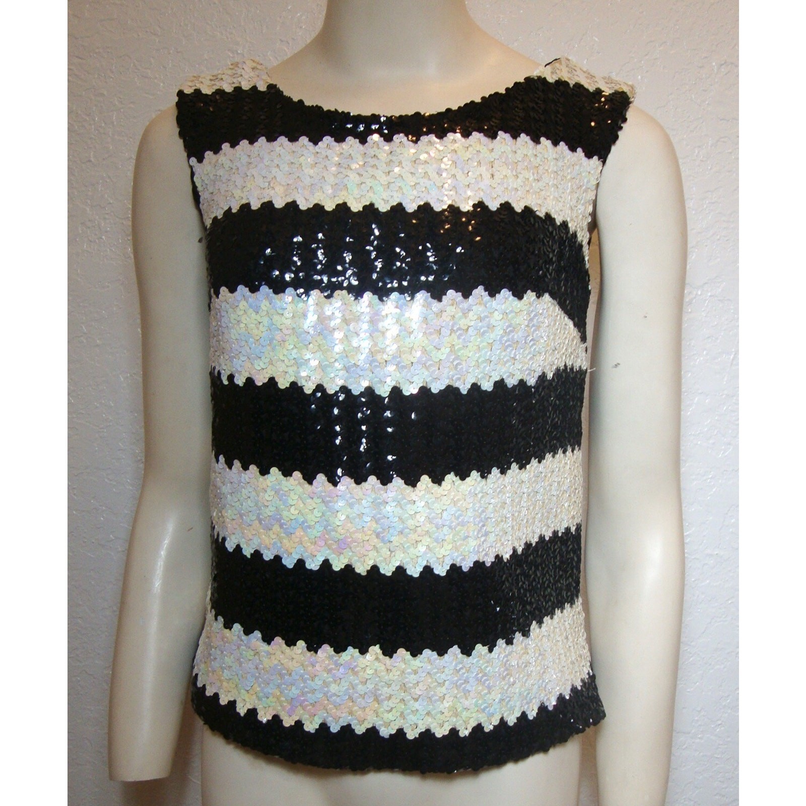 Vintage Sequin Top 60’s GO GO GIRL SZ 9 S M Black White PIN UP Sleeveless Lined