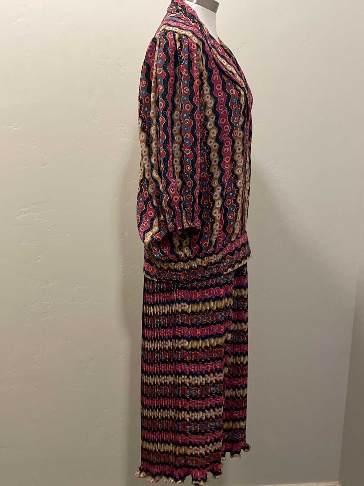 Vintage 80’S MAYEELOK Paris VIBRANT Floral Top/Pleated Skirt Set Medium PERFECT