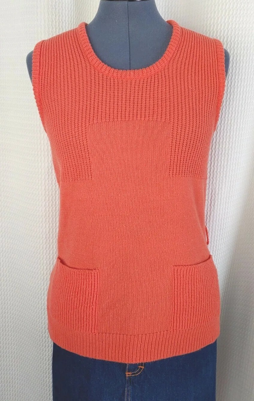 Vintage Tami Orange Acrylic Sleeveless Sweater with Front Pockets Size Medium