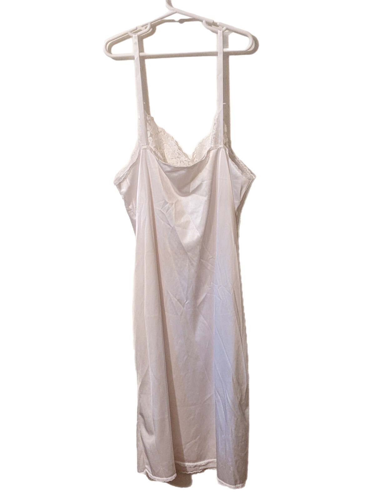 Vintage Vassarette White Nylon Slip Petticoat Size 38 24″/44 Style 10-105