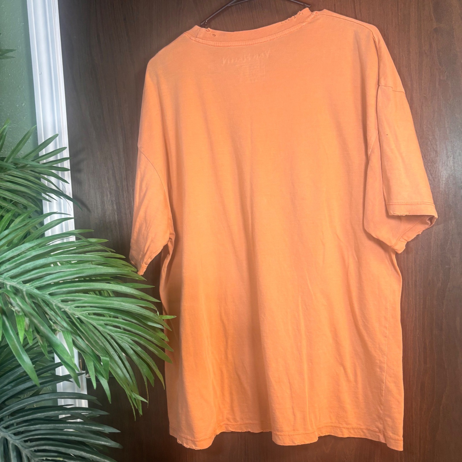 Van Halen 1982 Graphic Band Tee Distressed Orange T-Shirt Size Large