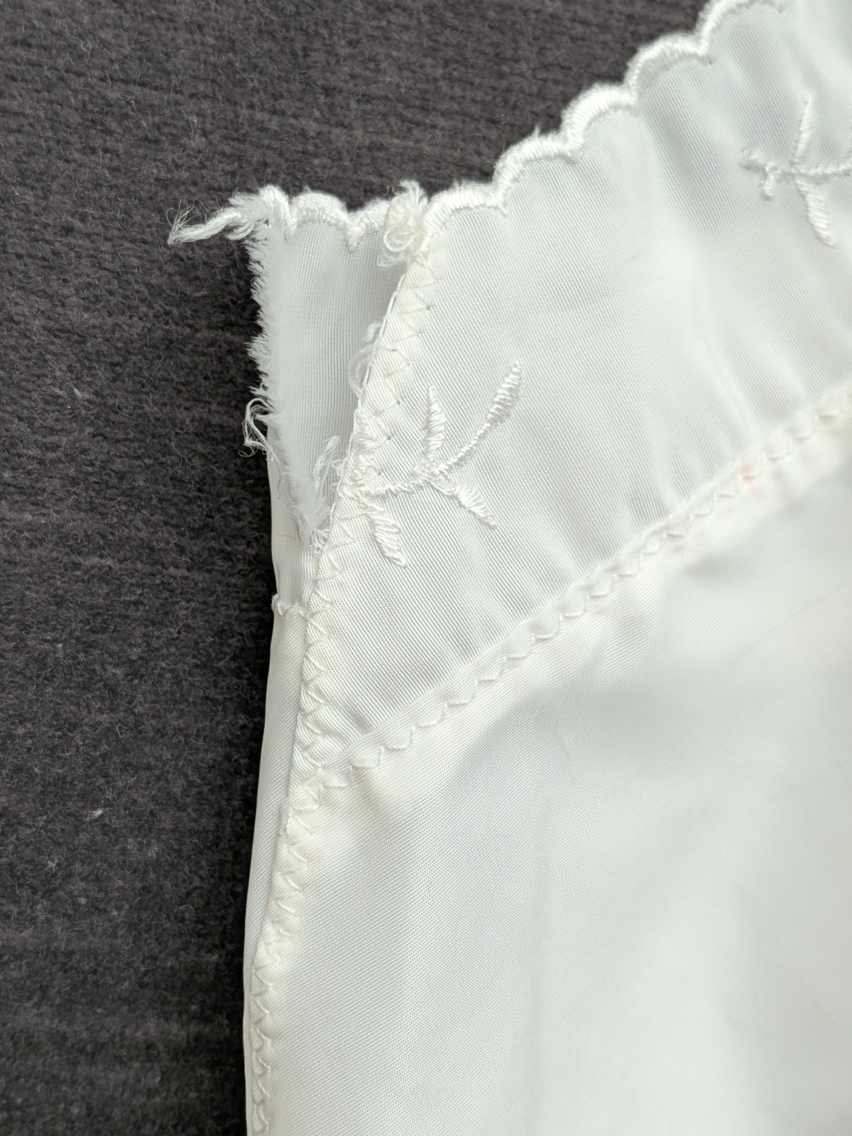 Vintage Dutchmaid Slip Embroidered Adjustable Straps Sexy Granny Slip Dress 38