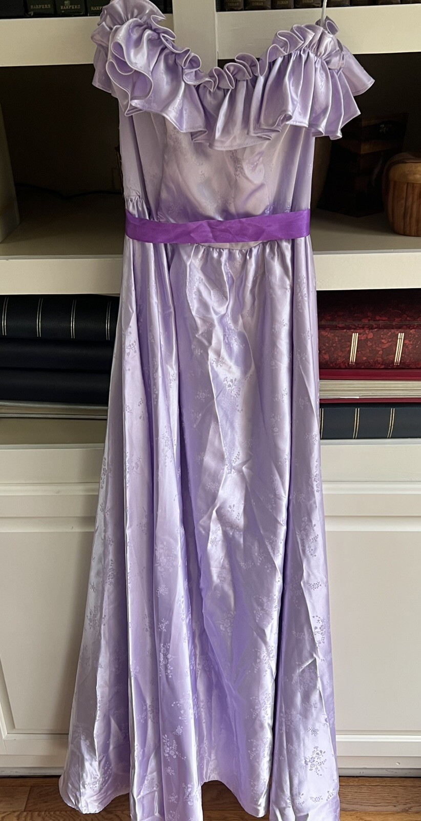 Vintage 80s Jolie Madame Lavender Ruffle Front Strapless Gown Purple Waist Tie 9