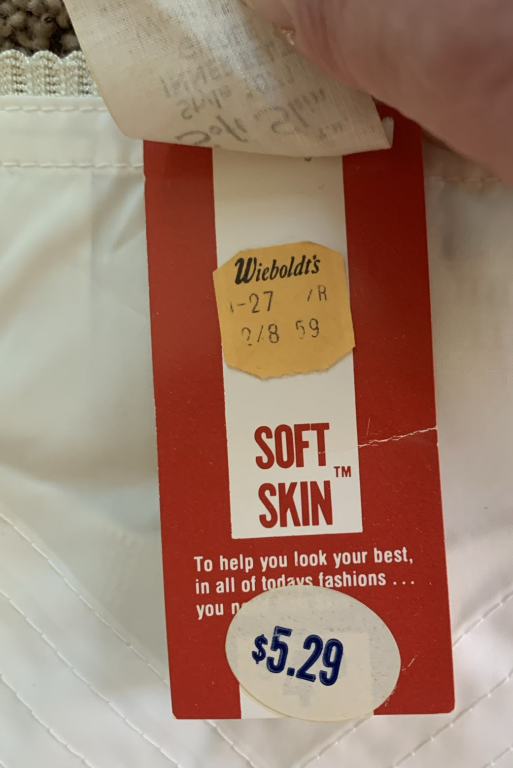 Vintage NWT Soft Skin Open bottom girdle – size 45/46 Waist