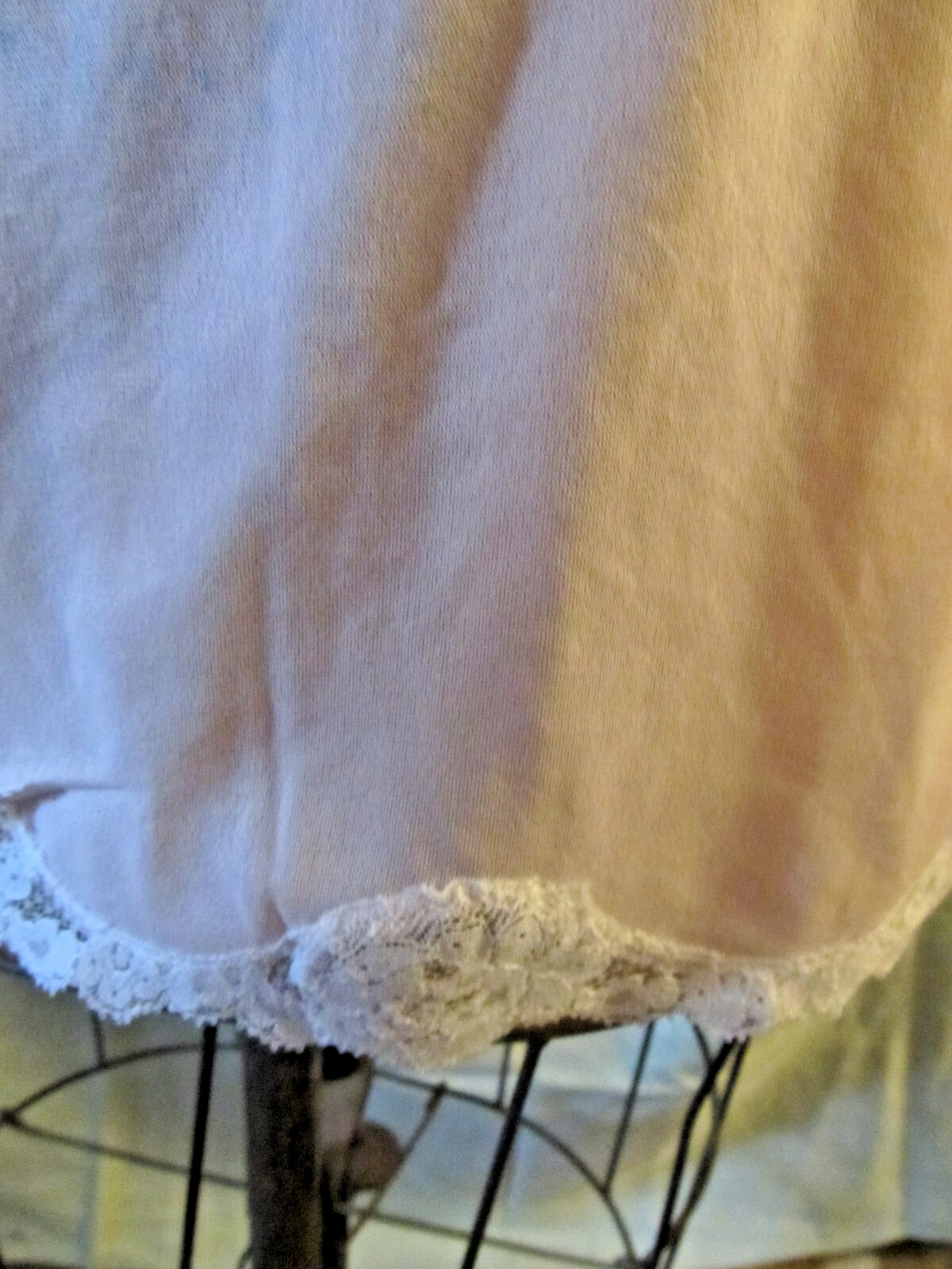 Vintage 50’s Pink & lace Nylon Sears Jr. Bazar dress slip pin-up bombshell