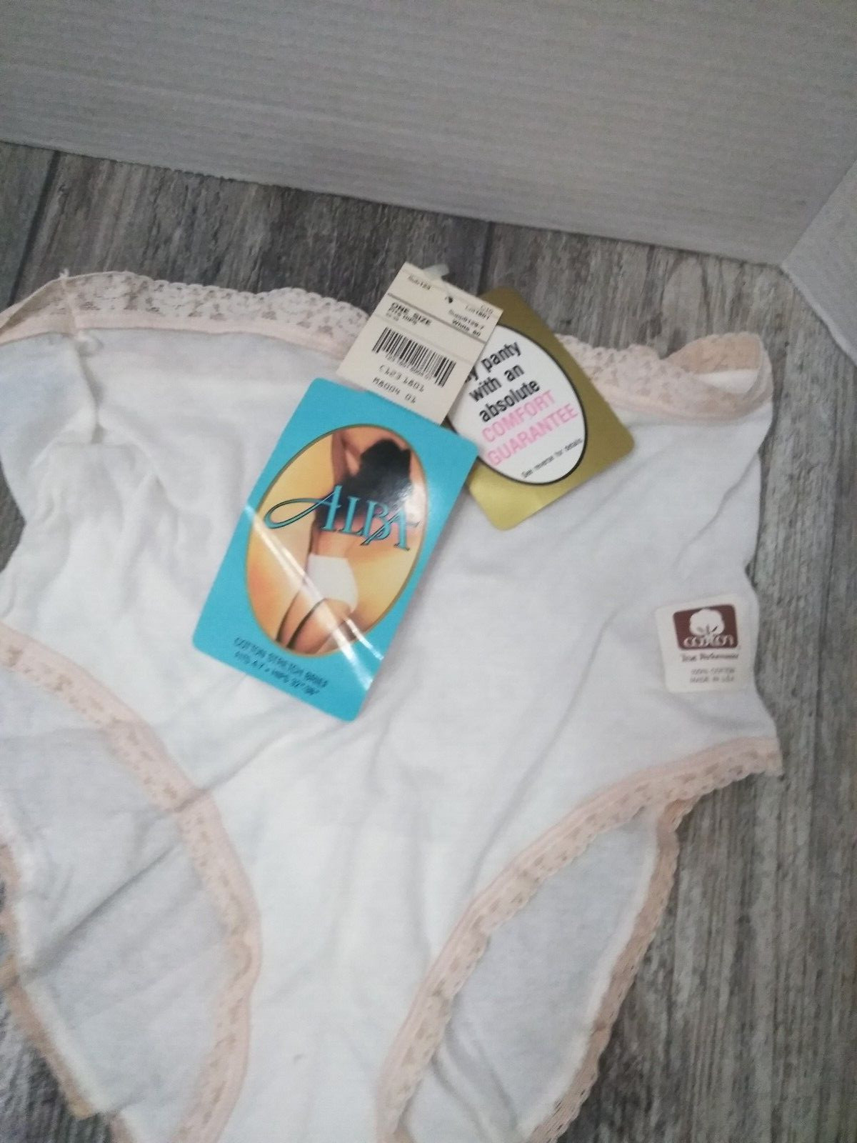 VTG ALBA WOMEN’S UNDERWEAR Cotton Stretch BRIEF Waist 32-39 SIZE 4-7 WHITE (NEW)