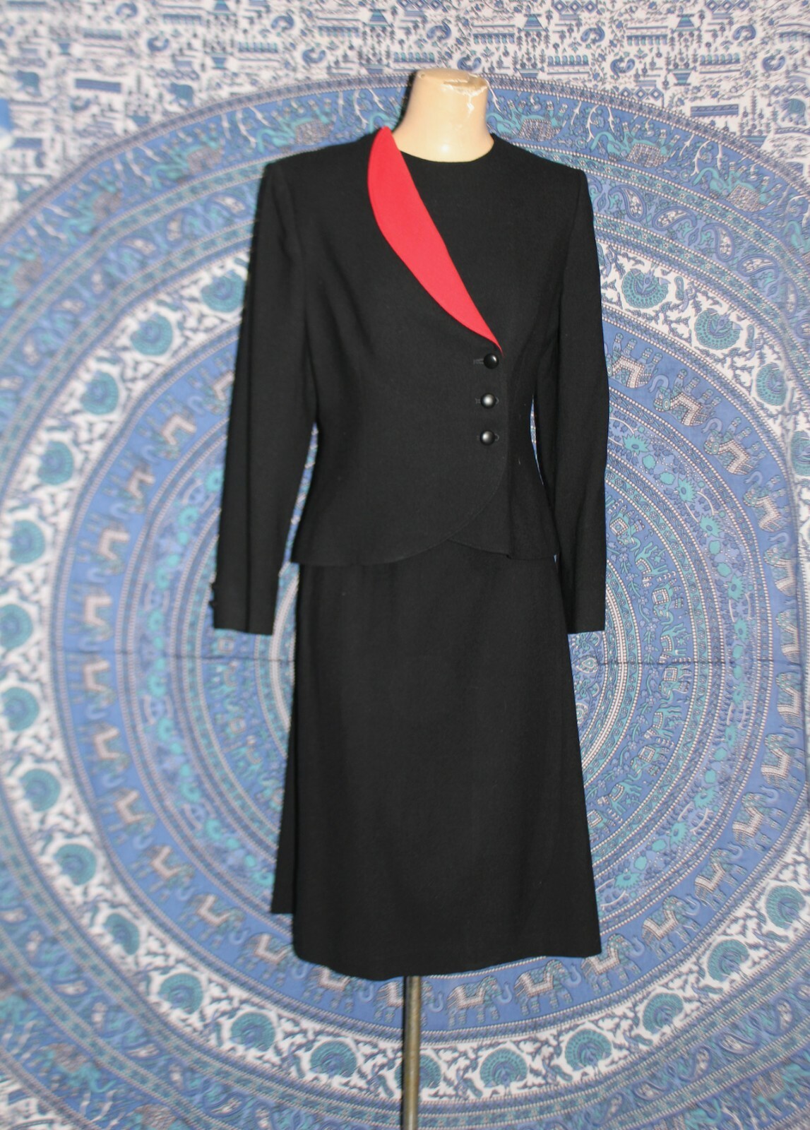 Women’s Vintage 1980s Bert Newman for Young Impressions Wool Suit Red Black 10P