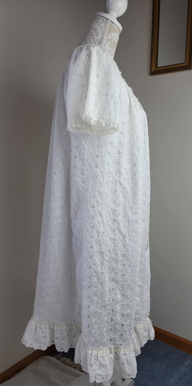 Vtg Barbara Lee Robe White Eyelet Lace Sz Small Summer Cover Up Short Sleeve