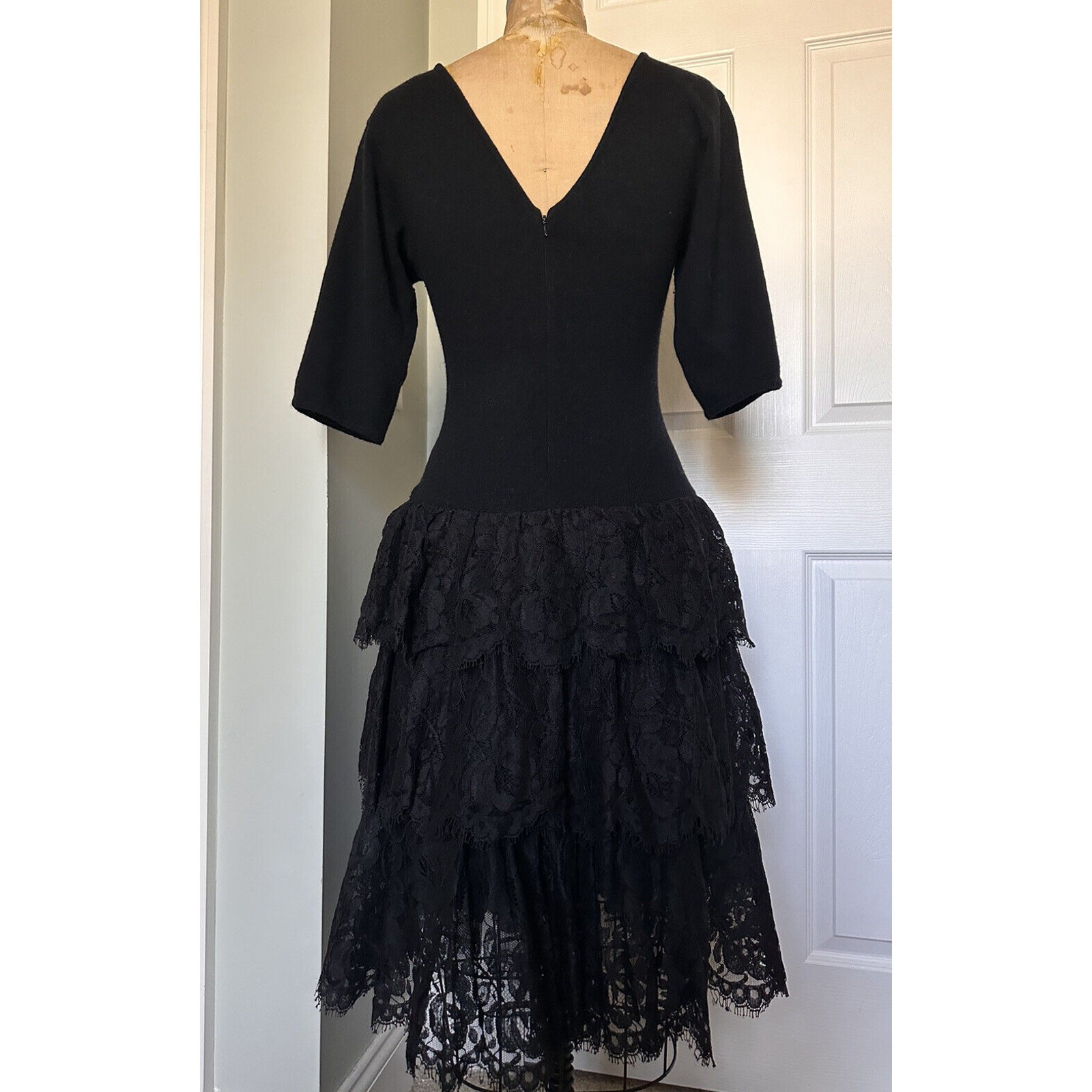 Vintage Adrienne Vittadini Sweater Dress Lace Ruffles Layered Wool Black Sz M