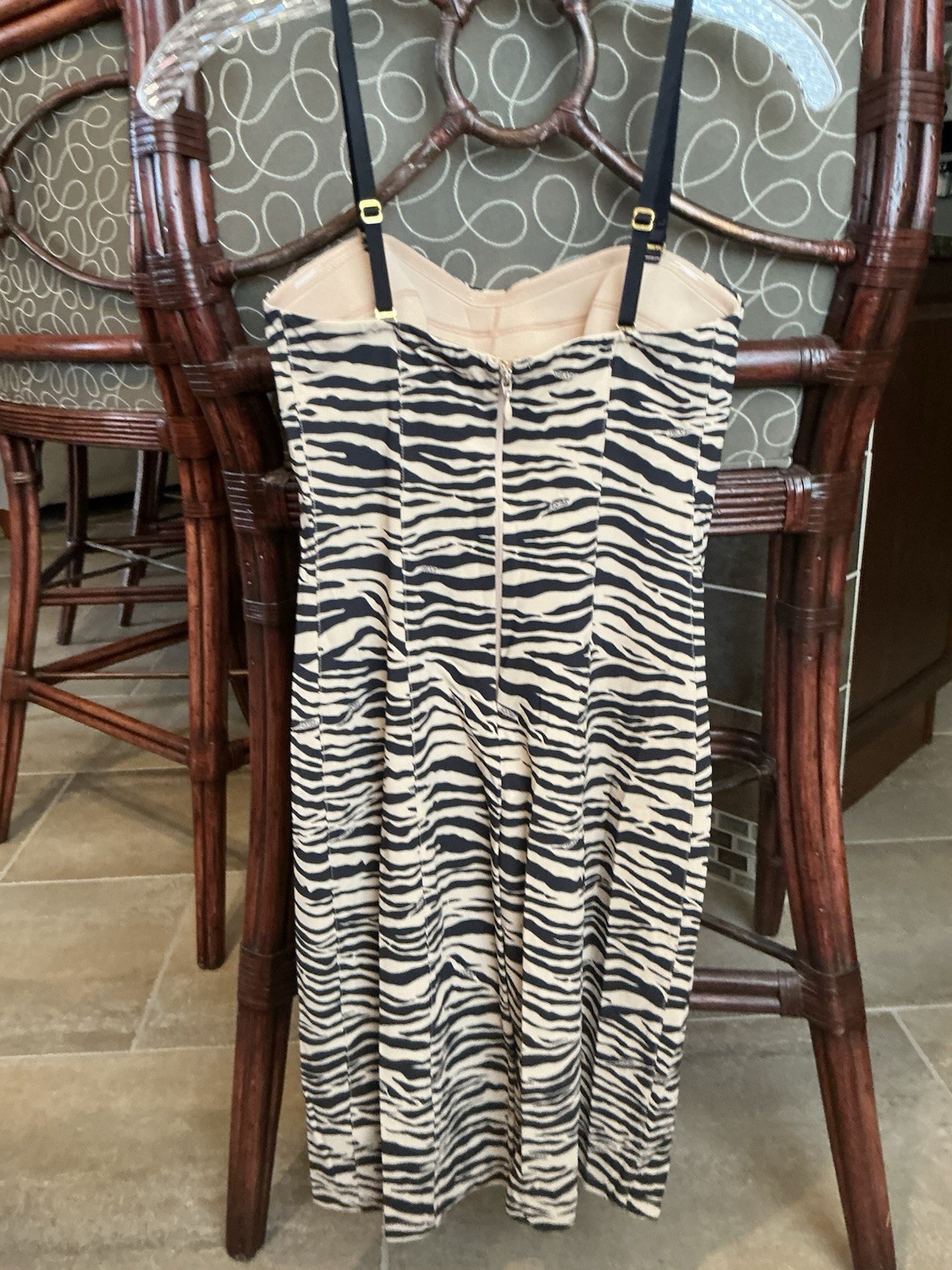 Cache “Very Sexy” Dress, Strap/Strapless Size Medium NWOT