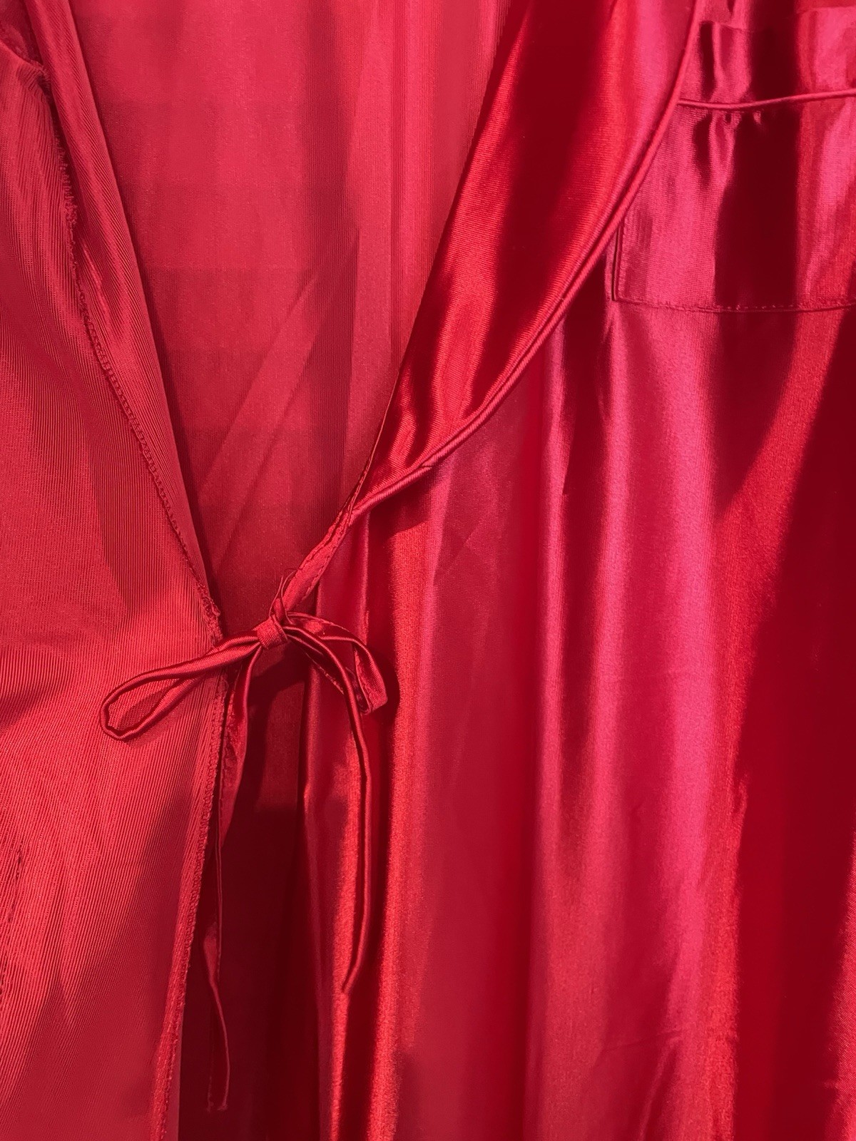 Miss Elaine Robe Large Red Satin Nylon Full Length Maxi Vintage