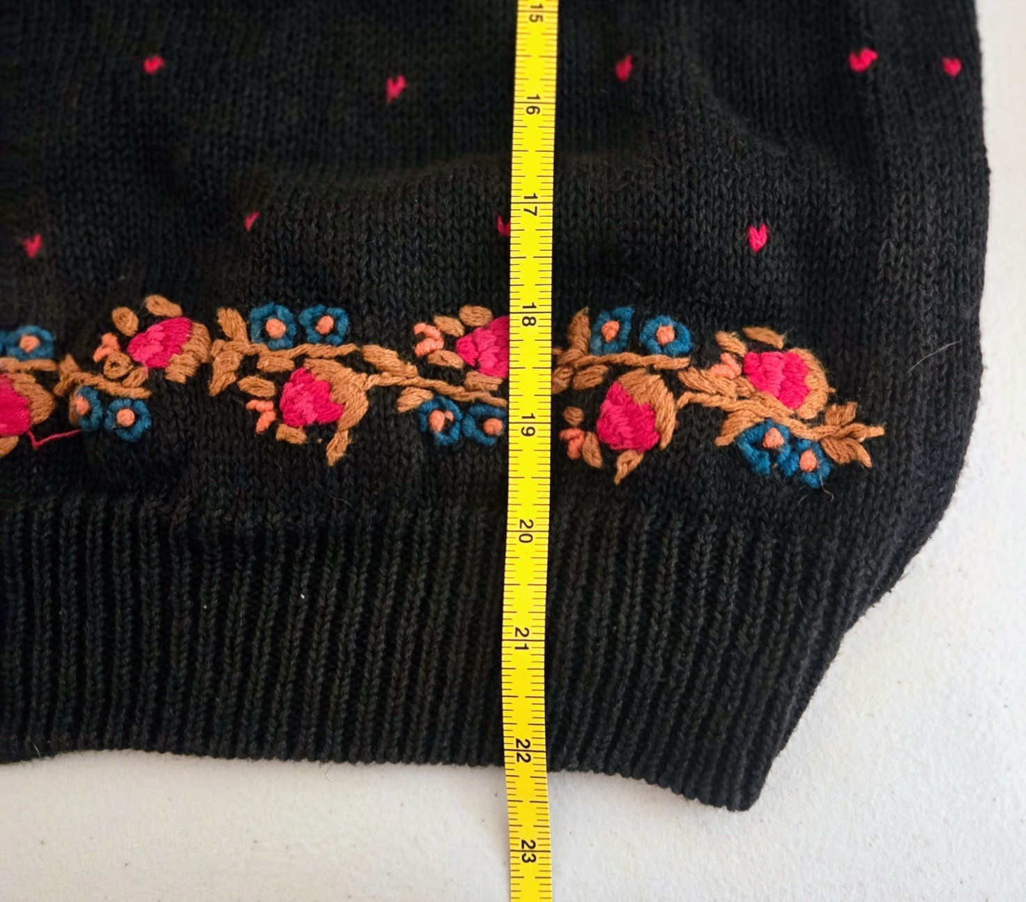 Vintage Work in Progress Gladys Bagley navy with flower embroidery sweater S