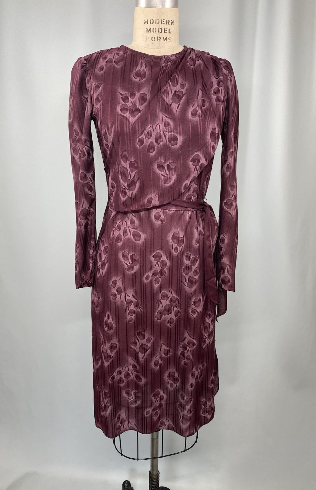 Vintage Dress SIZE SMALL burgundy wine purple floral 70s tie waist long sleeve