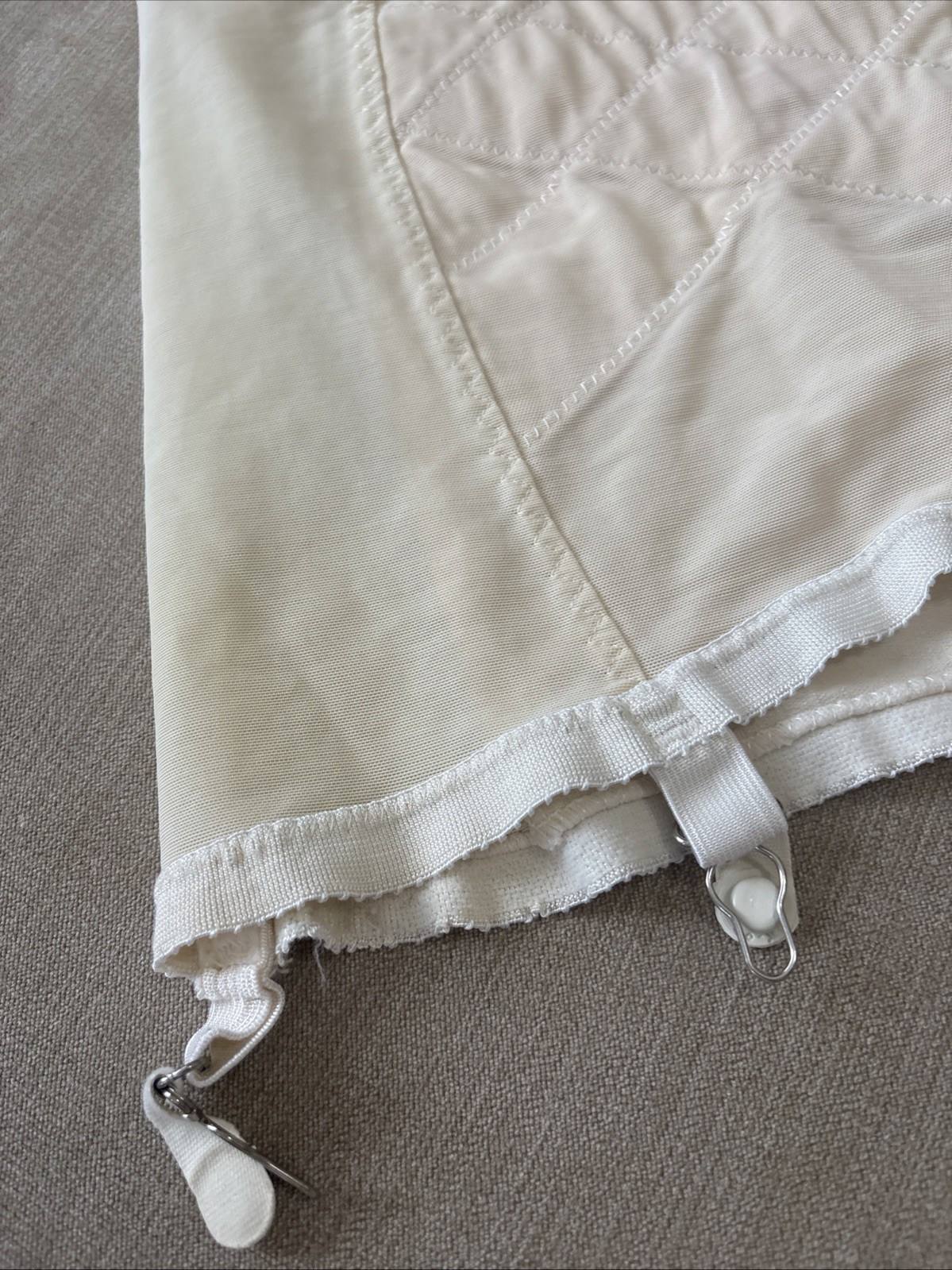 Vintage MILADY Open-Bottom GIRDLE Stretch SATIN Garter Belt Skirt Medium READ