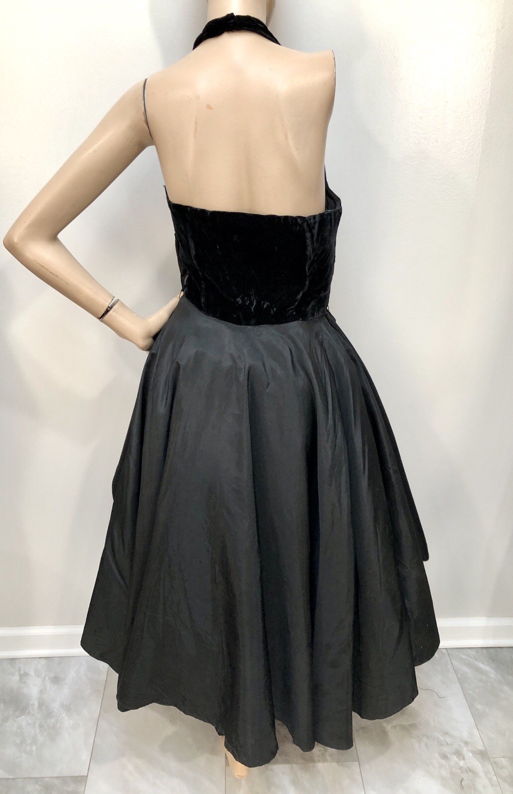 VTG 50s VELVET Sweetheart Iridescent Sequin Cascade PEPLUM COCKTAIL HALTER DRESS
