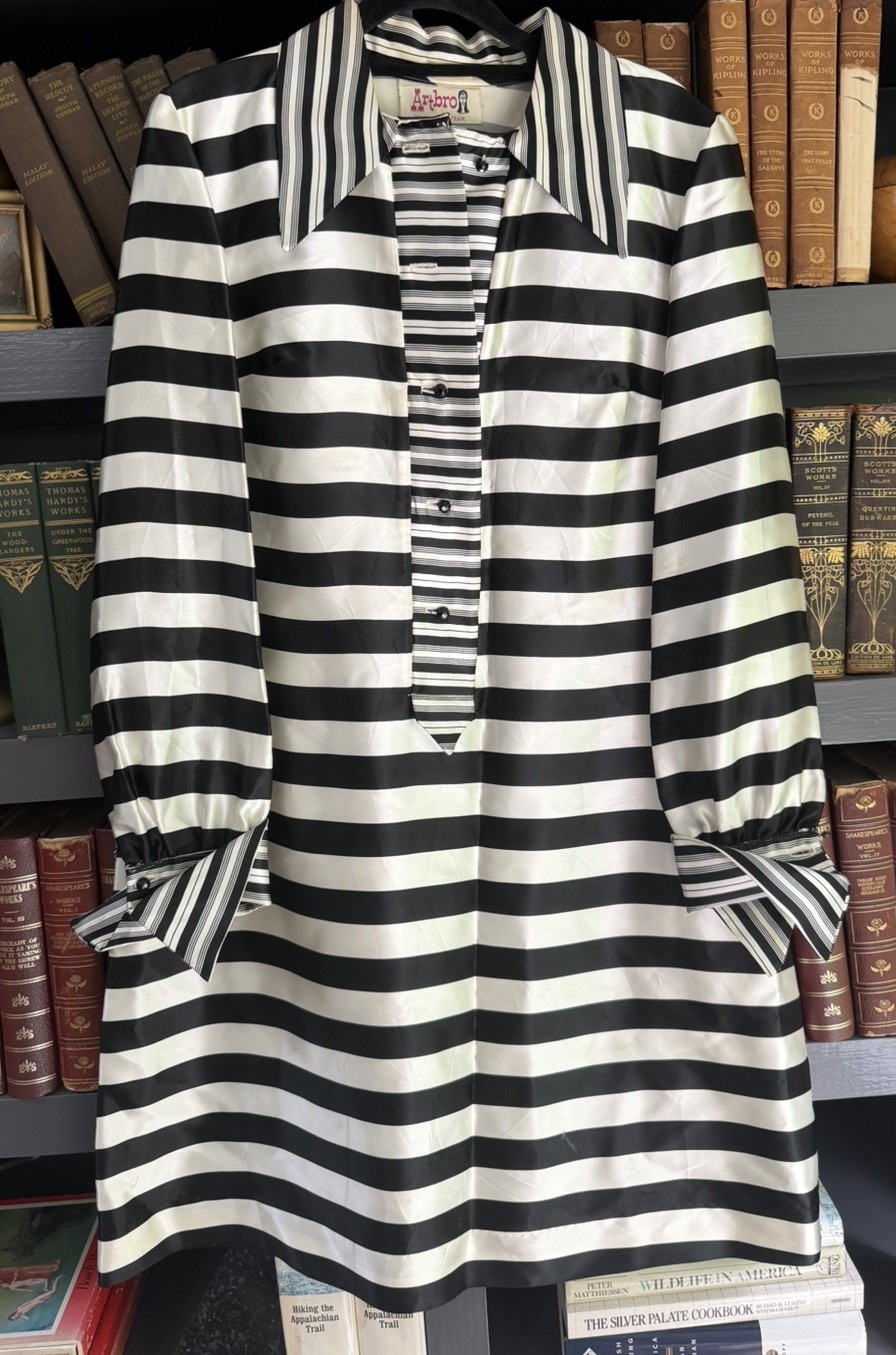 Vintage 60s Artbro Black And White Satin Stripe Dress Size Med/ Large