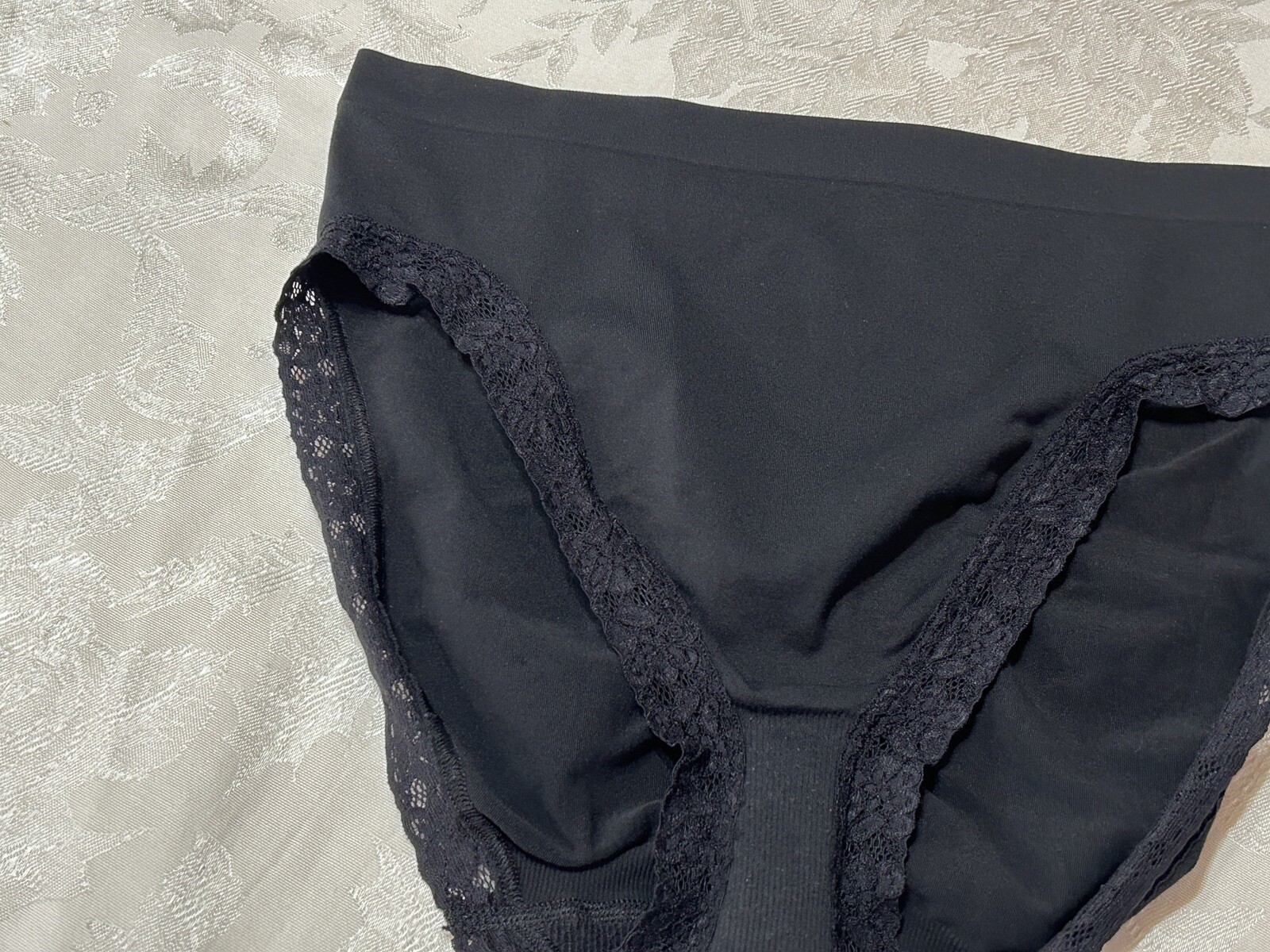 Vtg CACIQUE Tactel Nylon Lace Trim Hi-Cut 18/20 Black Shaping Panties #258