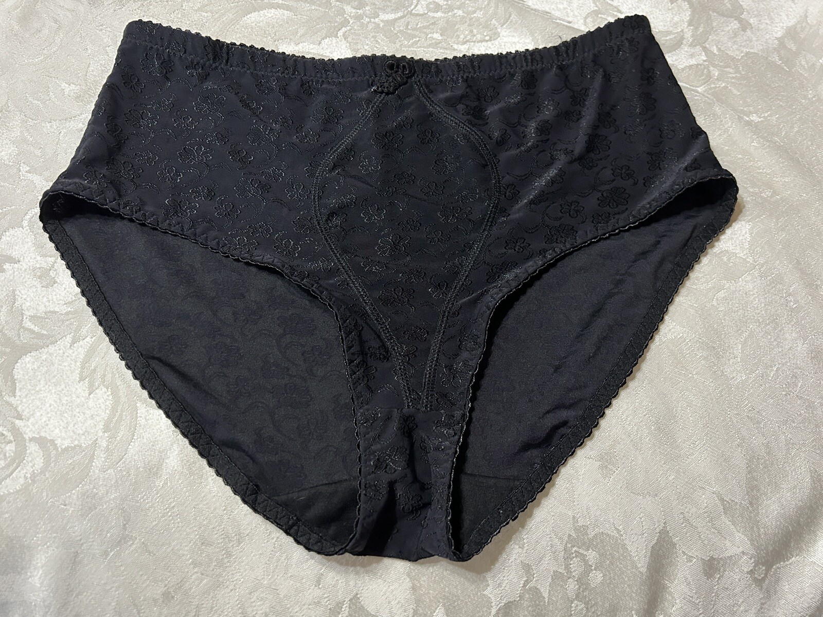 Vtg DELTA BURKE Floral Texture Second Skin 10/3X Black Granny Brief Panties #63