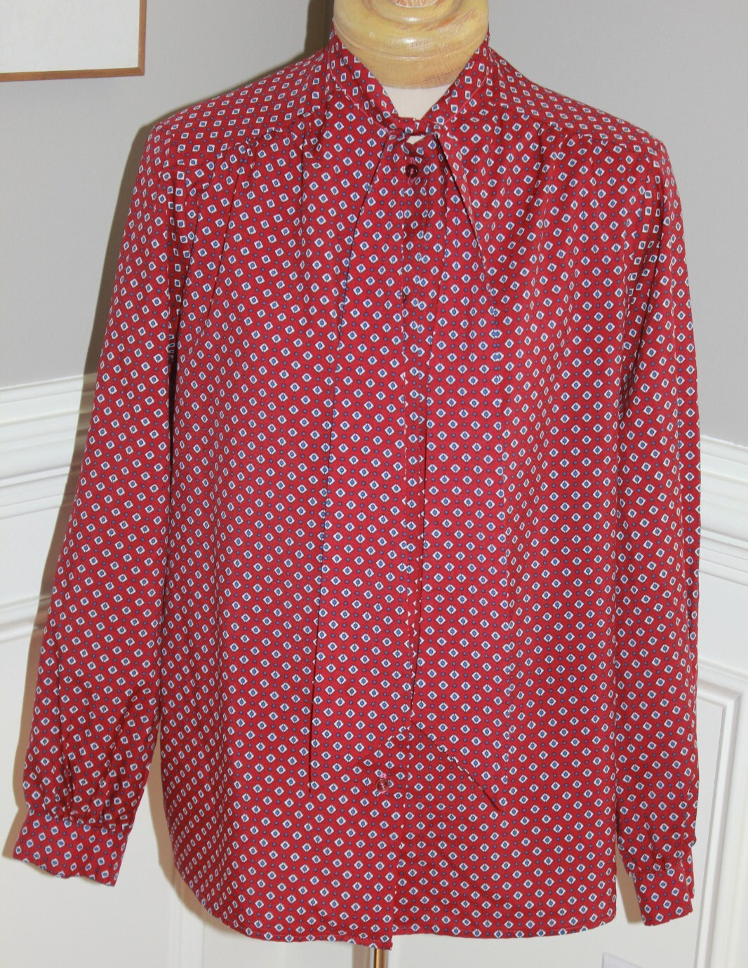 Vintage 1980s ECCOBAY long sleeve blouse red tie button secretary M/L Eccotoo