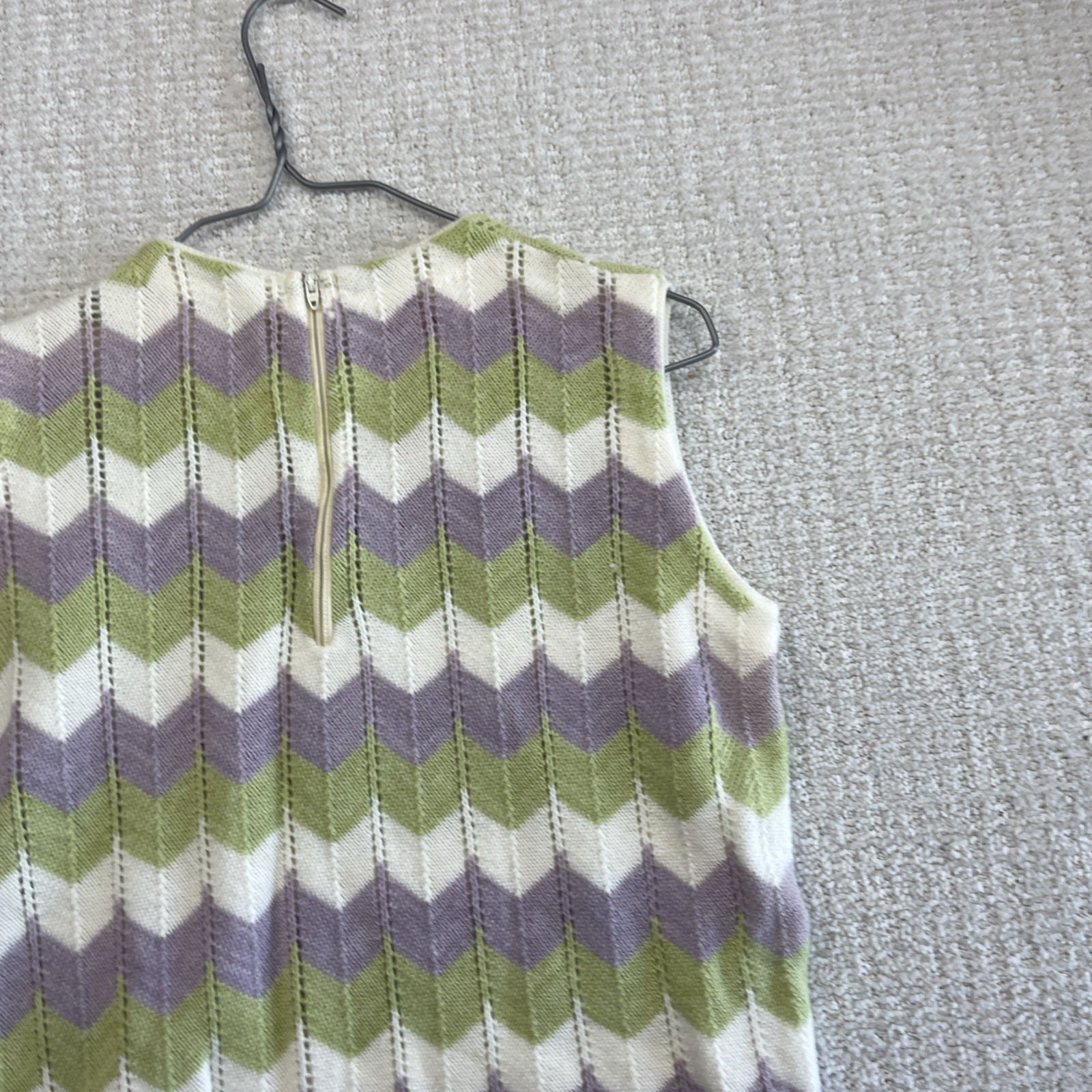 VTG Y2K Carlyle Sleevless Knit Top Multicolored Pastel Retro Revival Wom Read