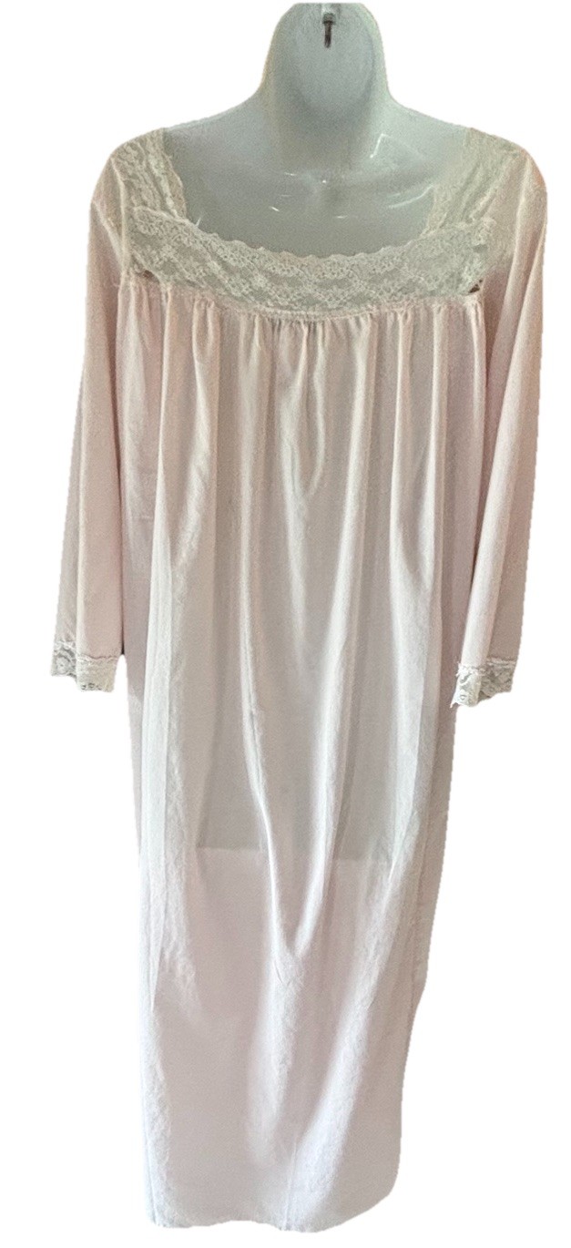 Vintage Christian Dior 1960’s Nightgown in pink Size L Rare