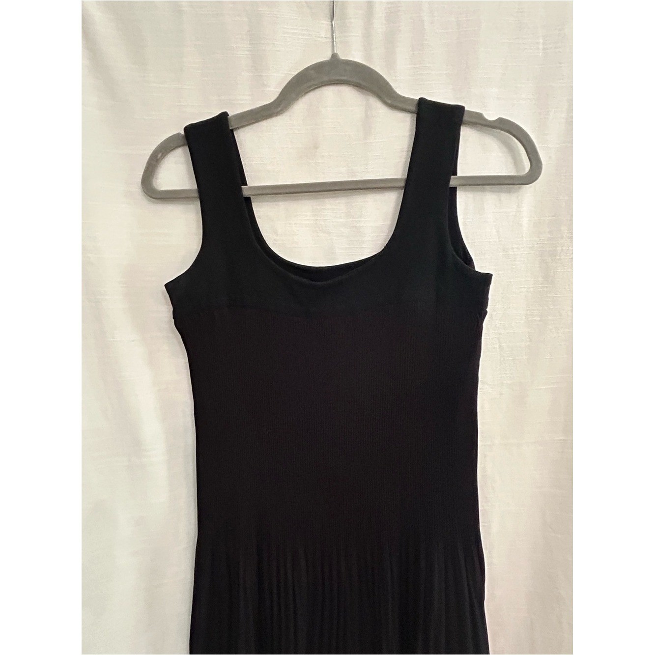 Vintage 1990’s Y2K Vivienne Tam Black Sleeveless Pleated Lined Mini Dress