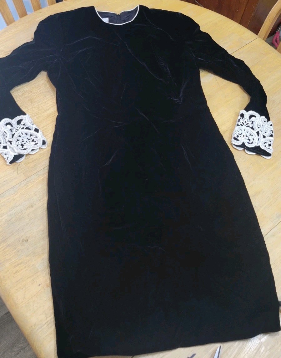 80s/90s Jessica McClintock Black Velvet Lace Cuffs Midi Dress Sz 14 Dark Romance