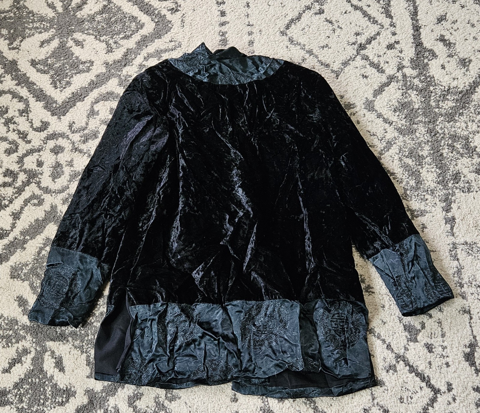 Vintage 90s Black Crushed Velvet Frog Closure Jacket Mandarin Style