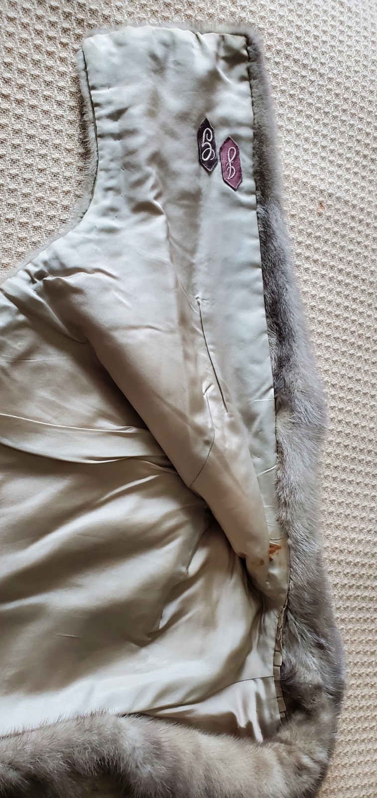 Vtg Mink Stole Gray/Beige Satin Lining Shoulder Straps One Size