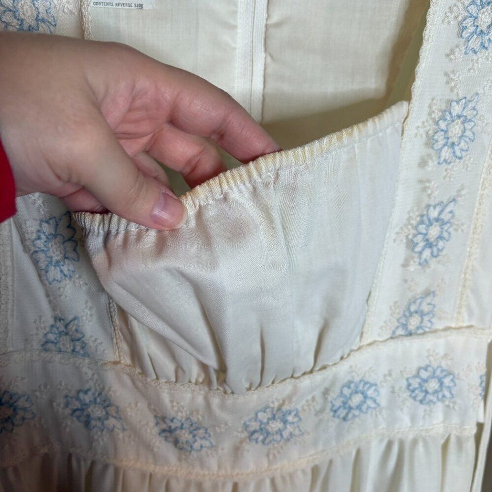 Gunne Sax 1970’s vintage white lacy tiered maxi dress