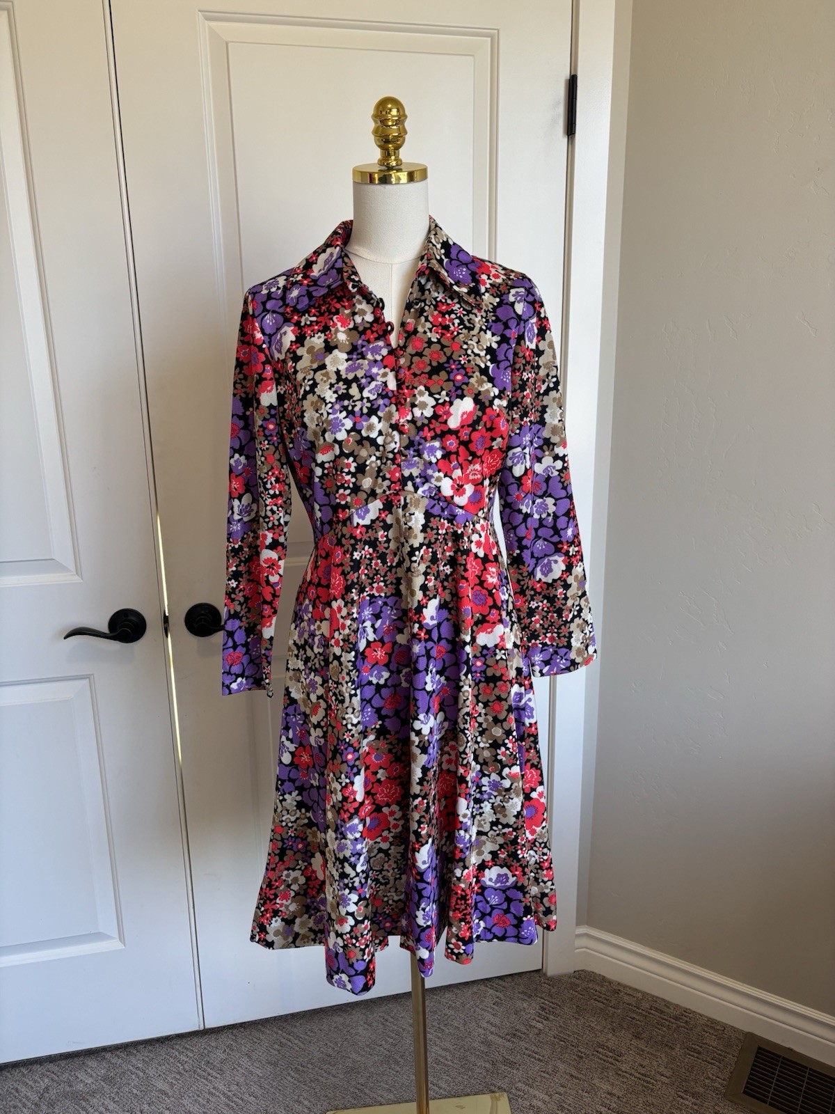 Vintage Avalon Classics Inc Bold Floral Knee Length Dress Size 14