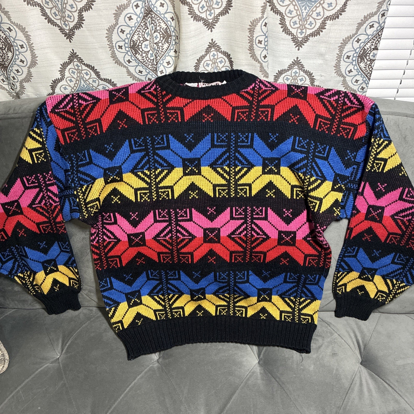 Heidi Vintage Sweater 1980s Pit to Pit 20″