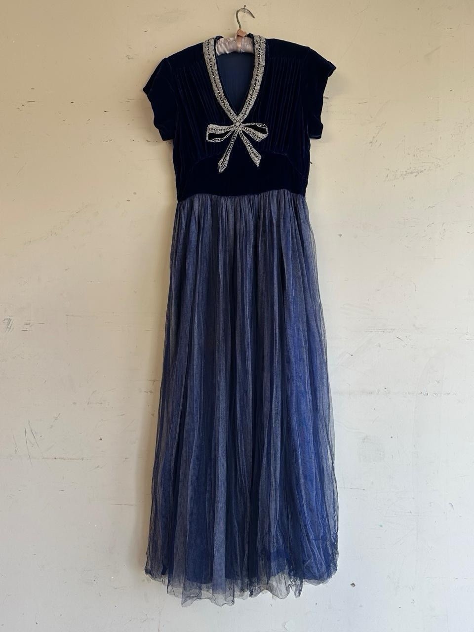 Vintage 40s silk velvet tulle bow dress