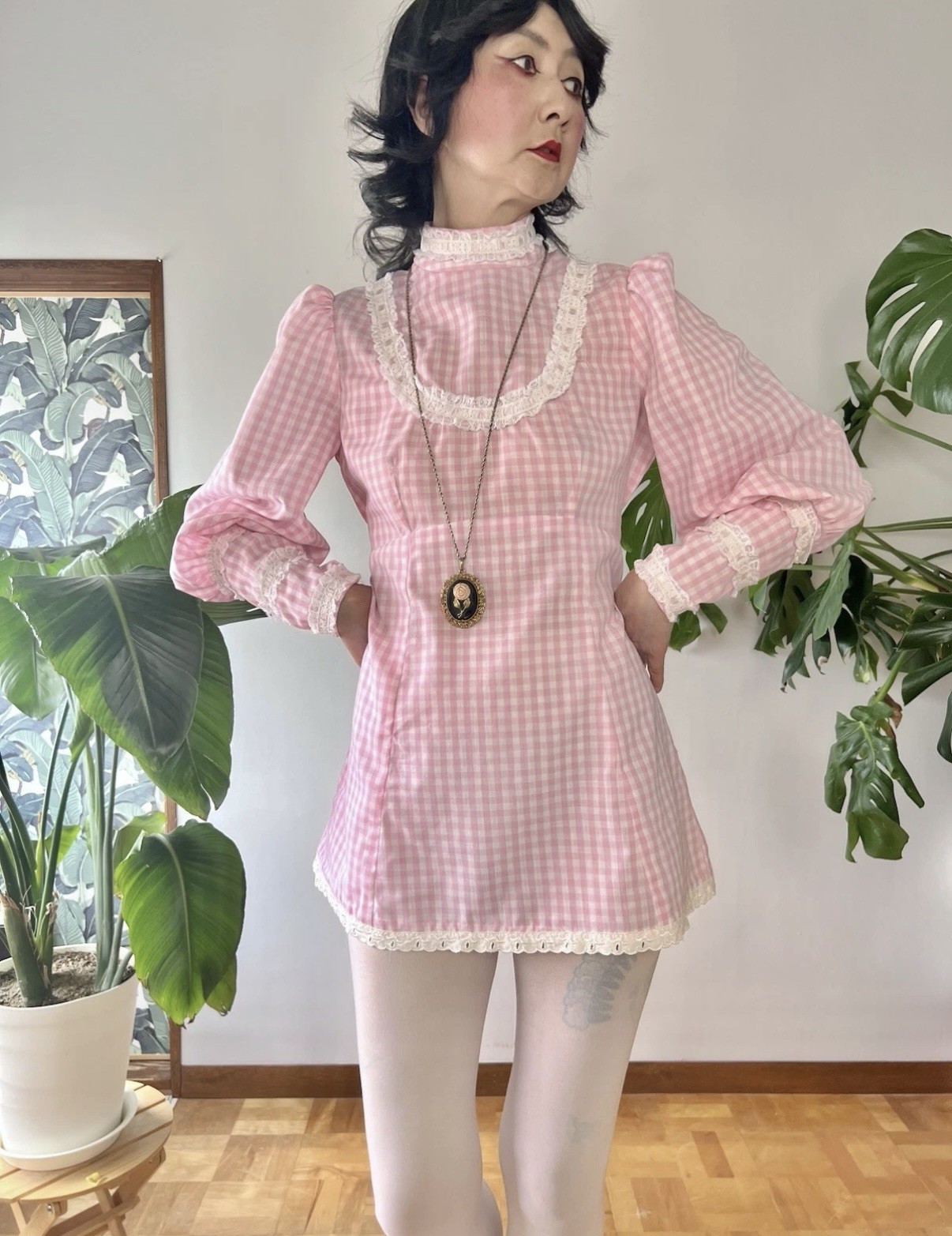 60s 70s Pink Gingham Babydoll Micro Mini Dress Lace Trim Puff Sleeve Mod XS/S