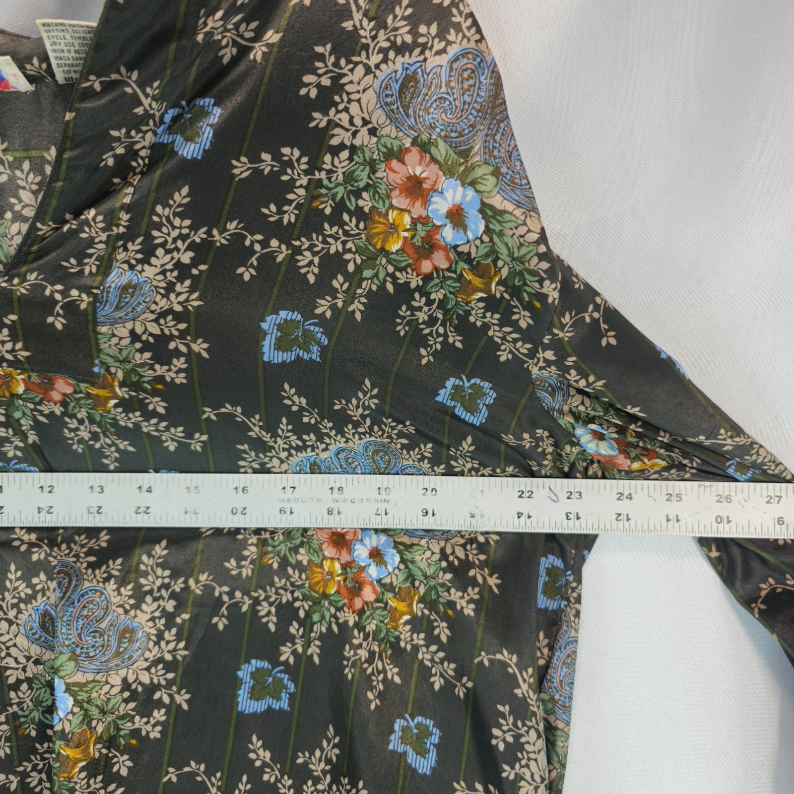 VTG 70’s Lady Manhattan Brown Paisley & Floral Blouse Sz 12 Replique Collection