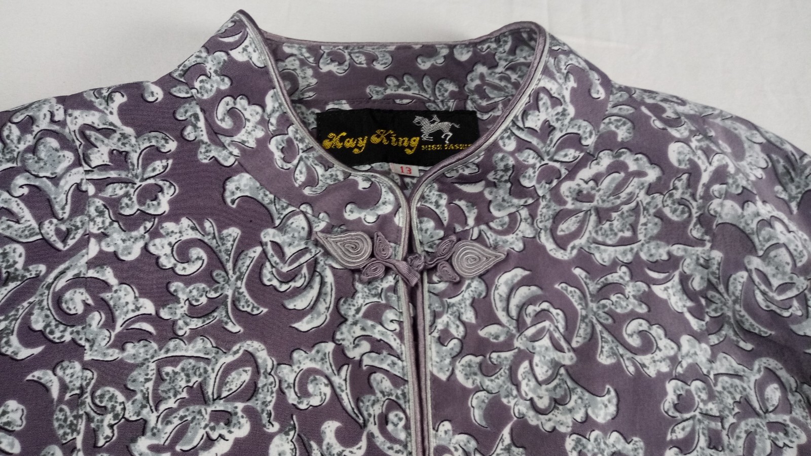 May King High Fashion Jacket Oriental Brocade Satin Gray Frog Buttons Size 13
