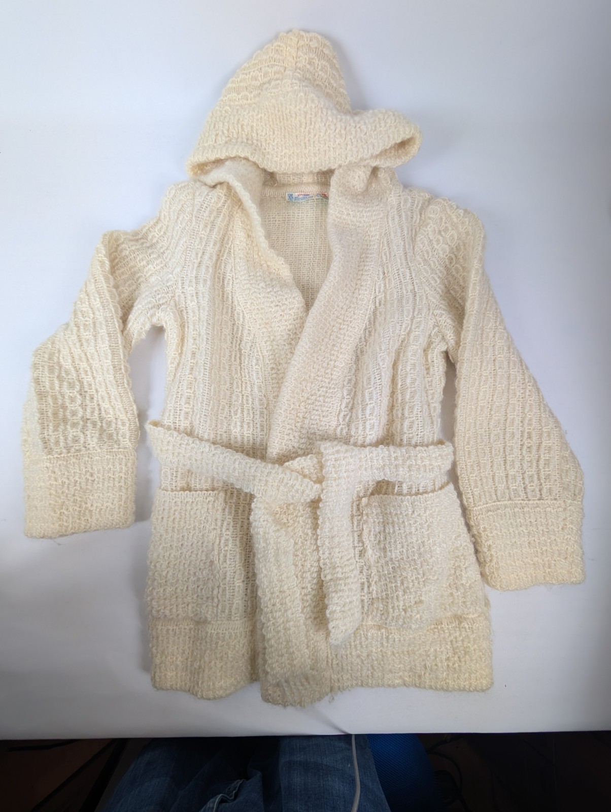 Sweater Vintage White Hooded B.E.T.Y.K. Size 4 Made In Greece