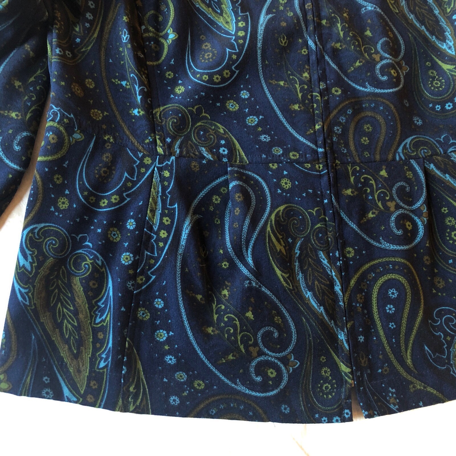 Vtg Notations Women PM Velvety Soft Lightweight Blue Paisley Zip Jacket Stretch