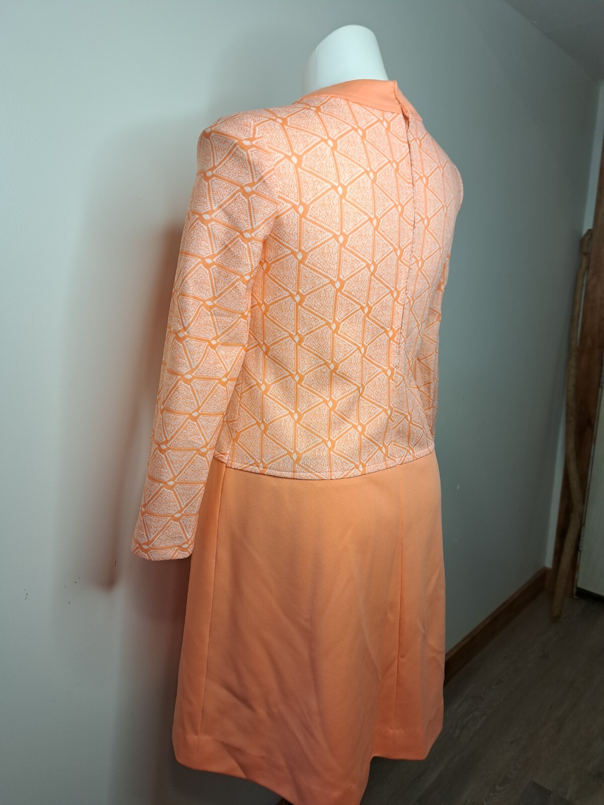 70s Handmade Shift Dress Orange White Double-knit Long Sleeve Back Zip 12