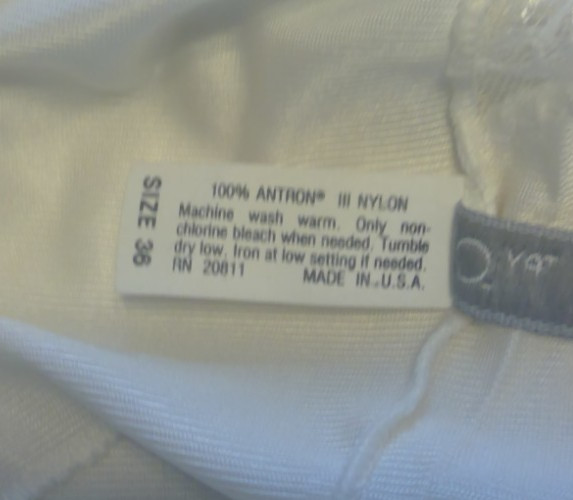 Vintage Ladies Ashley Taylor 100% AntronIII nylon full slip beige colored, sz 36