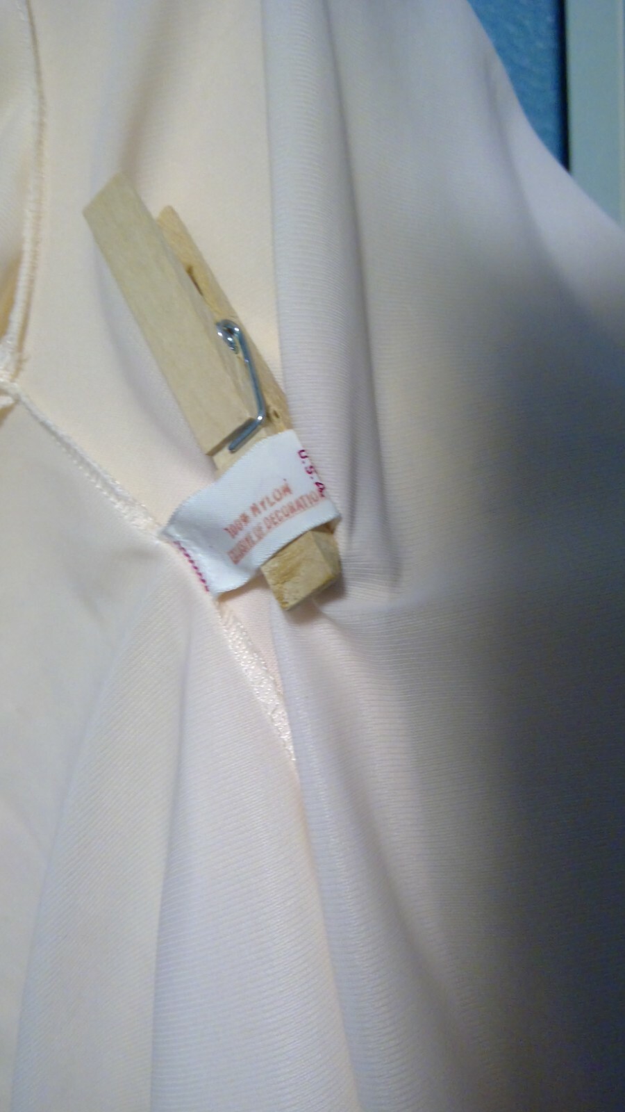 Vintage 60’s SeamPrufe Pink Night Jacket (40 across chest)