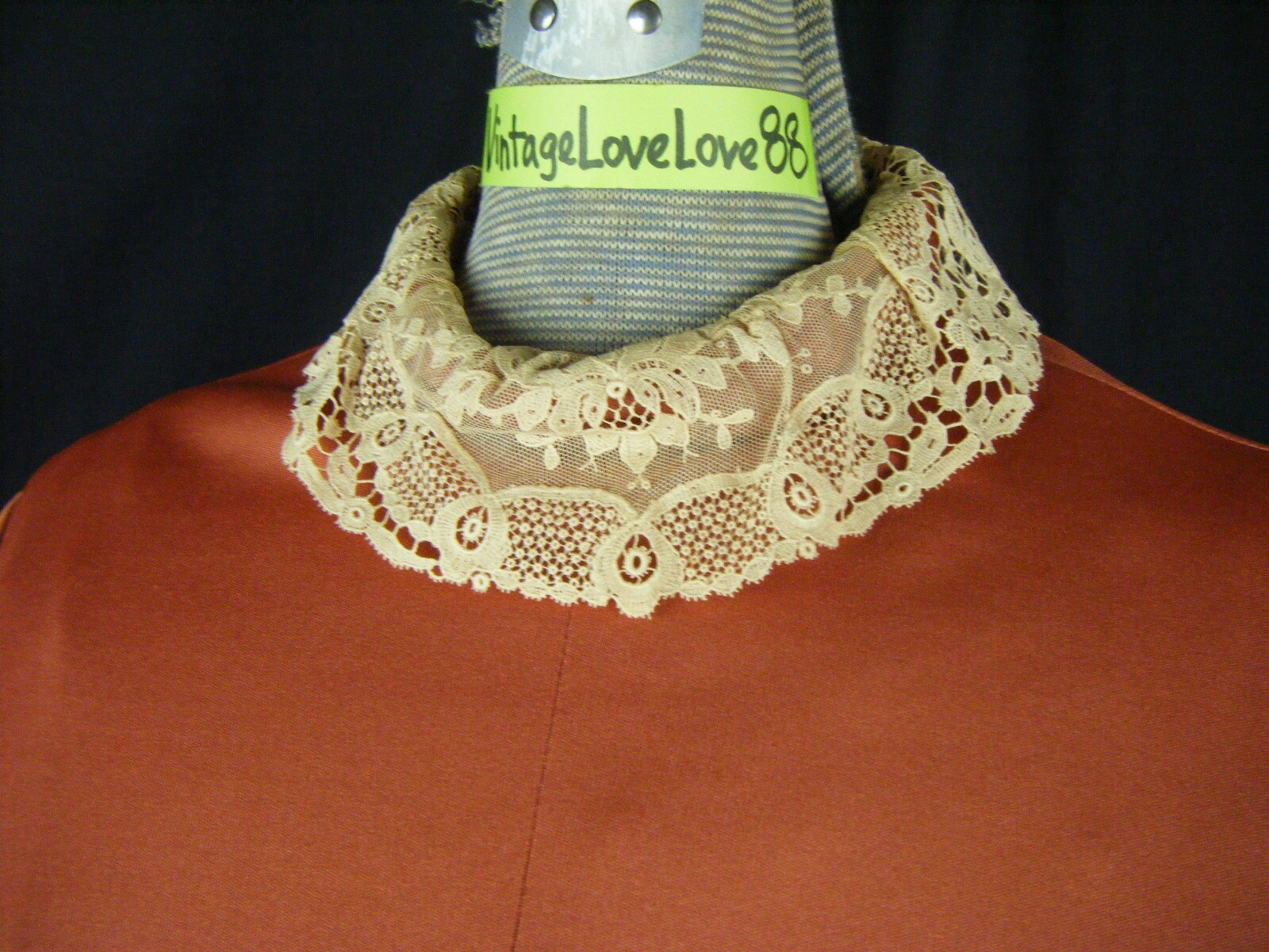 JAMES DAUGHERTY Vtg 70s Brown Knit Dress w/Antique Lace Collar & Cuffs-Bust 40/M