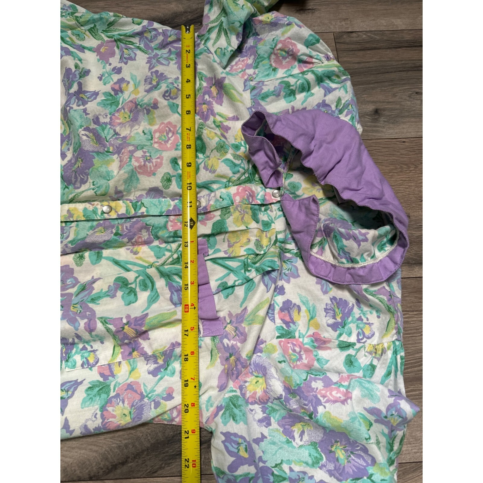 Vintage Models Coat Floral Nightgown Robe Size M 55% Cotton 45% Polyester White
