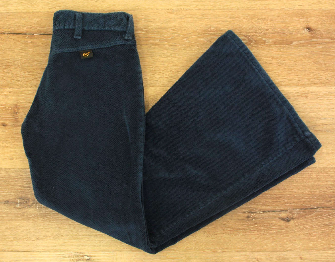 VTG Women’s 70s Dark Blue Male Brand Velvet Corduroy Bell Bottom Pants Sz 31″