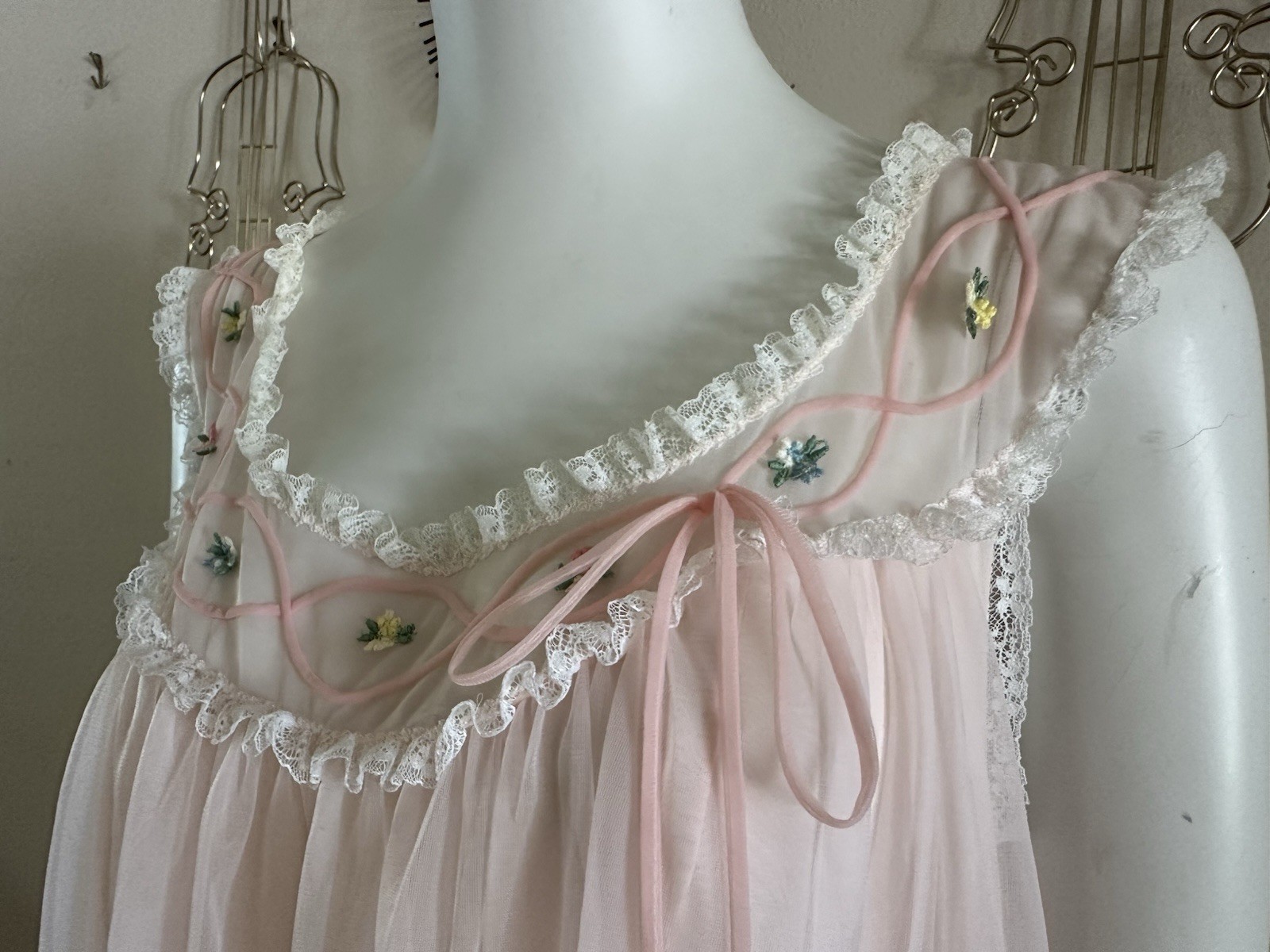 1960s Gotham Pink Nylon Peignoir Set Babydoll Chiffon Lace Lingerie Robe M VTG