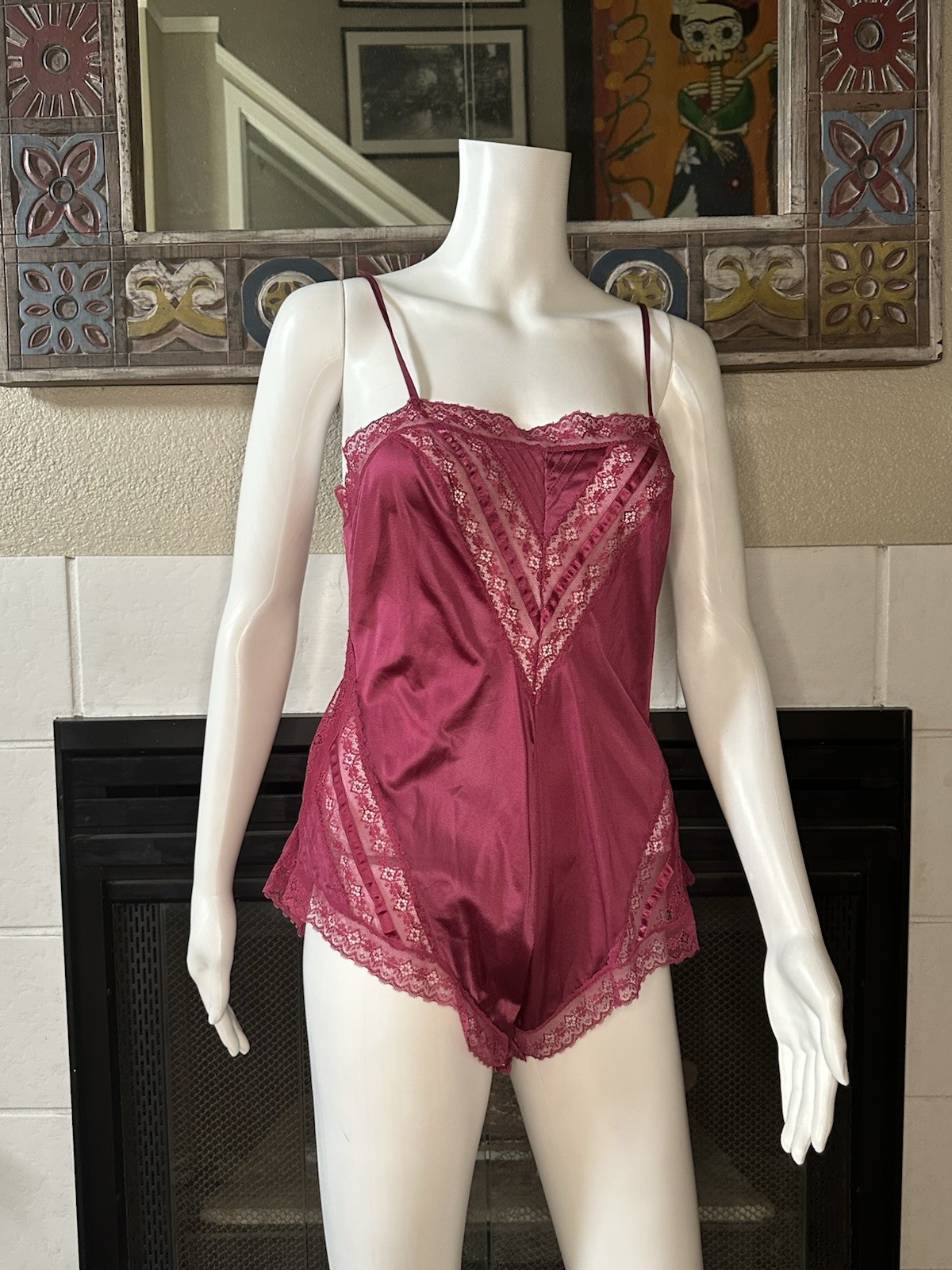 Formfit Vintage Red Satin And Lace Teddy Sz 34 (10-12)