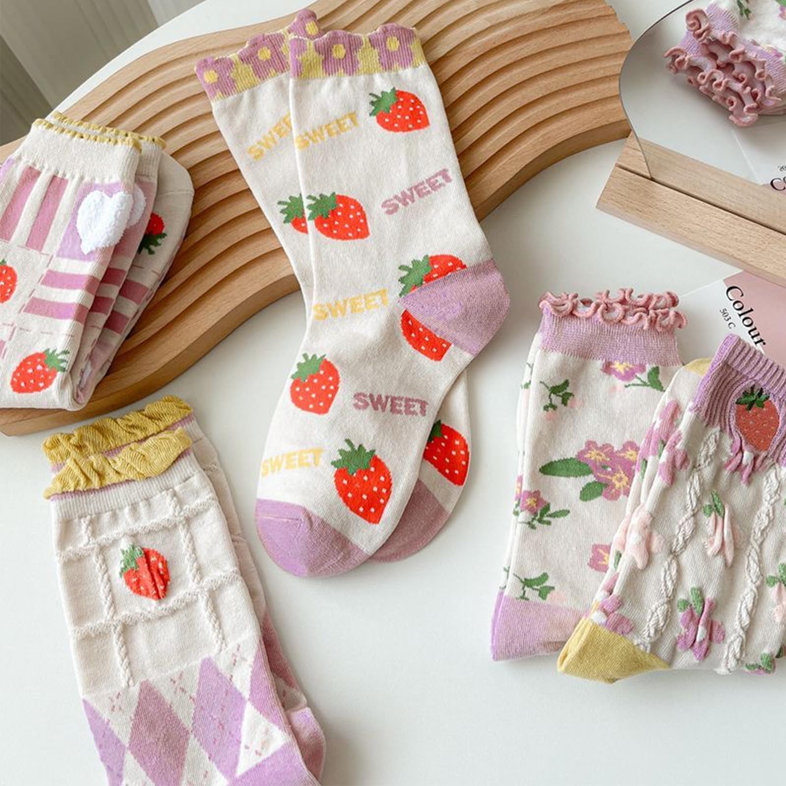 DXYAKY 5 Pairs Vintage Floral Crew Socks for Women, Soft Medium, Pink